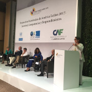 Empoderar al 40% de jóvenes latinoamericanos que no trabajan en empleos formales o estudian activaría nuevos motores de crecimiento, afirma «Perspectivas Económicas de América Latina»