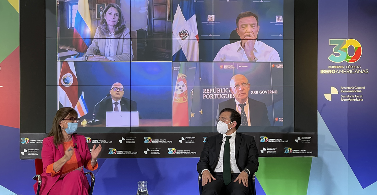 Diálogo de cancilleres en conmemoración de los 30 años de Cumbres iberoamericanas. Iberoamérica Avanza