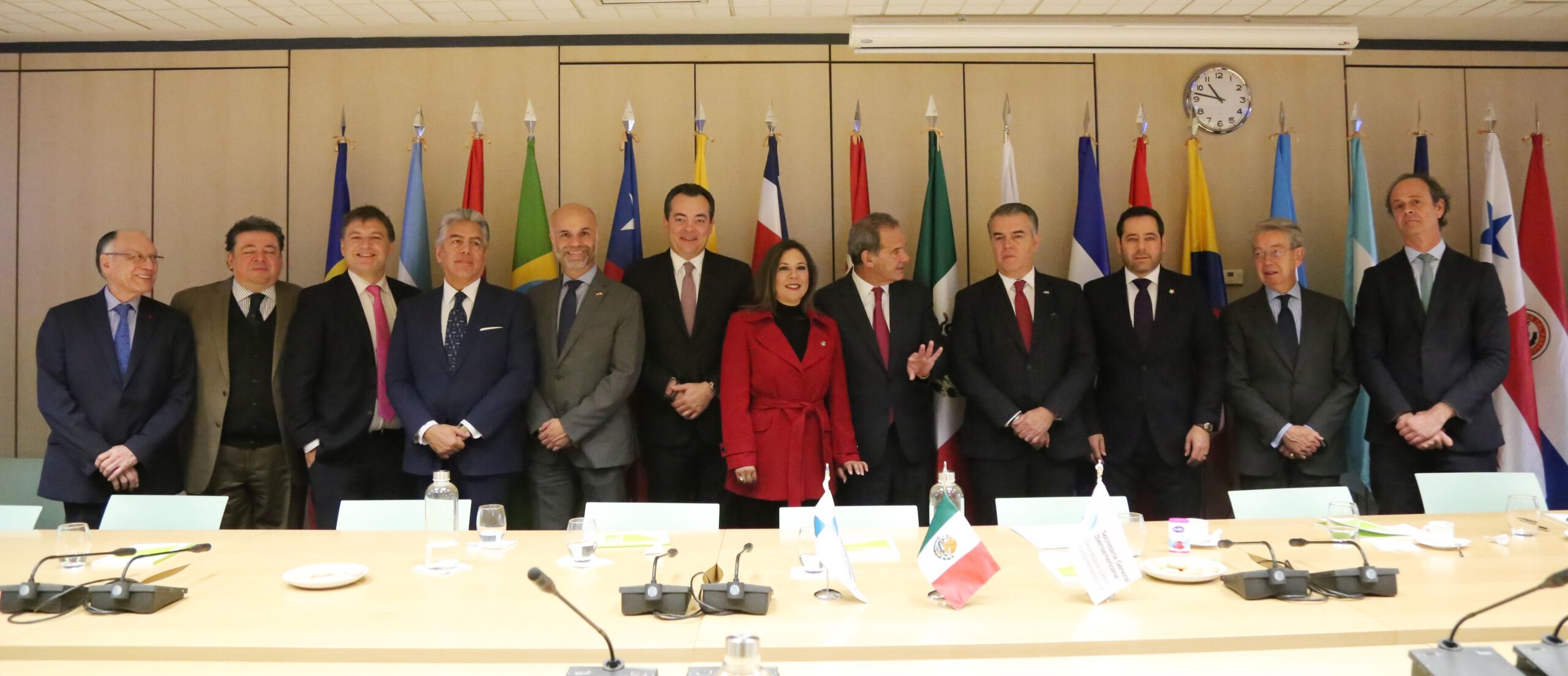 El Secretario General Iberoamericano y empresarios mexicanos abordan las perspectivas económicas de la región