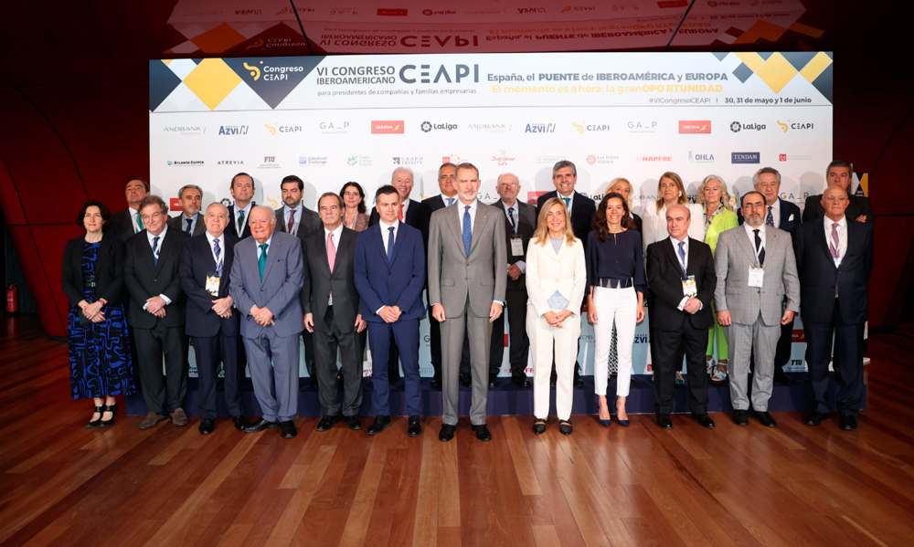 Allamand: “Para que haya desarrollo es necesario que exista inversión”