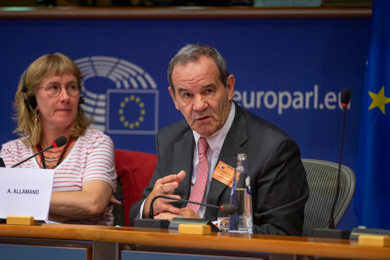 A Cúpula de Santo Domingo, na Assembleia Parlamentar Euro-Latino-americana