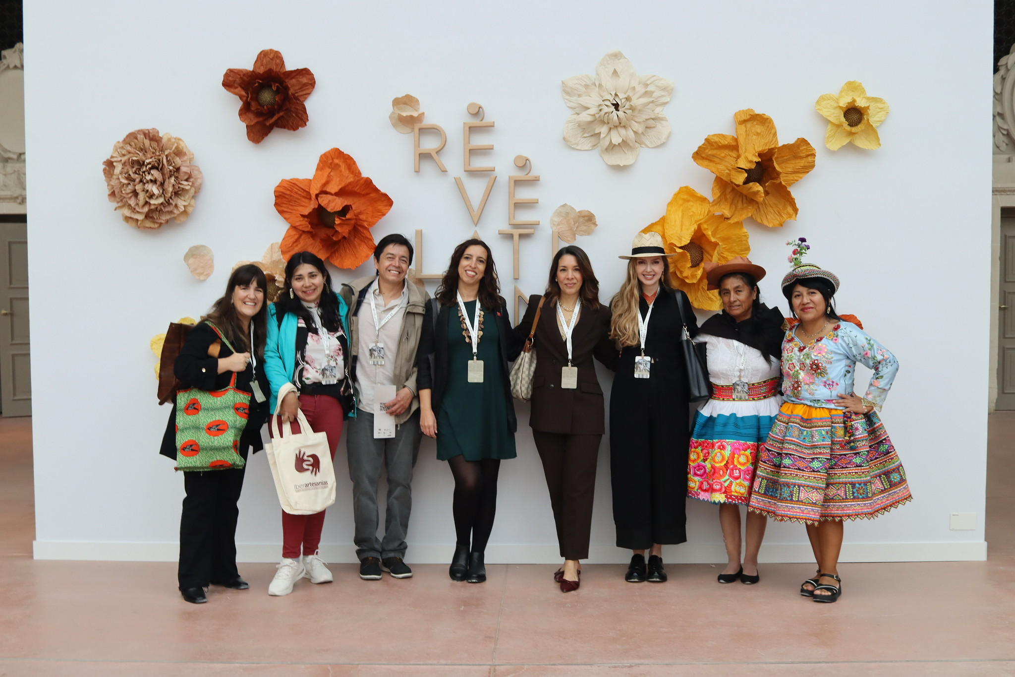 A arte ibero-americana chega à Bienal Internacional de Arte e Design de Paris com o Iberartesanato