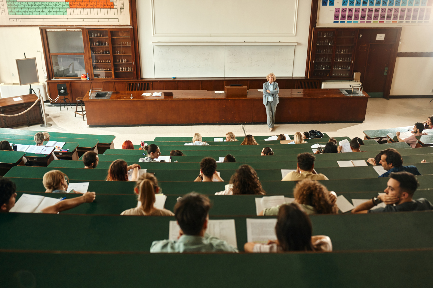 Un aula de clase universitaria