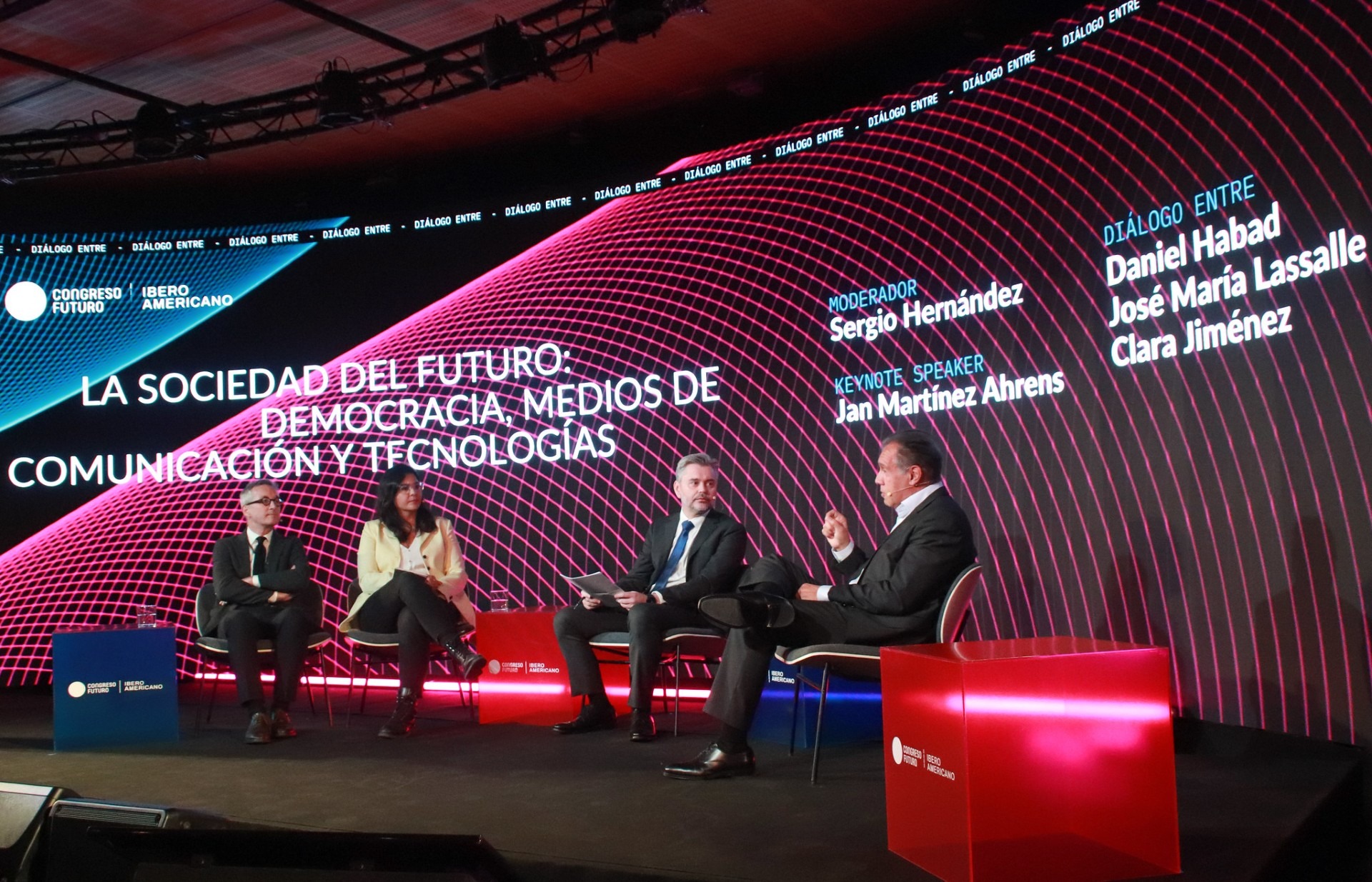 Ibero-América, por um multilateralismo renovado que contemple os riscos digitais e a sobrevivência democrática