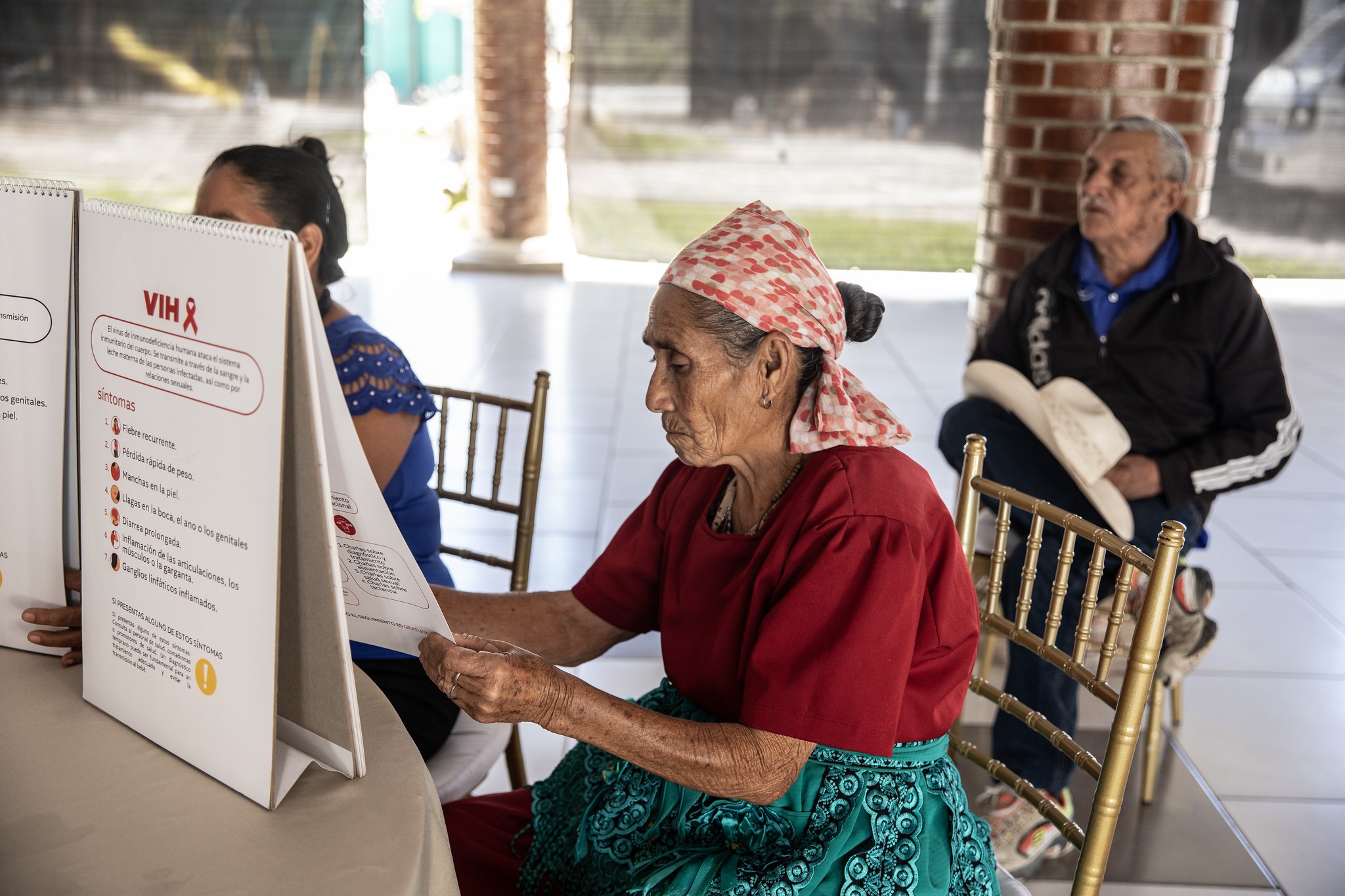 Parteras indígenas: guardianas del linaje, defensoras de derechos